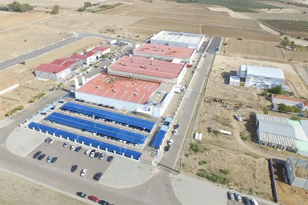 COOX de nouveau choisi par Hutchinson pour son usine au Portugal !